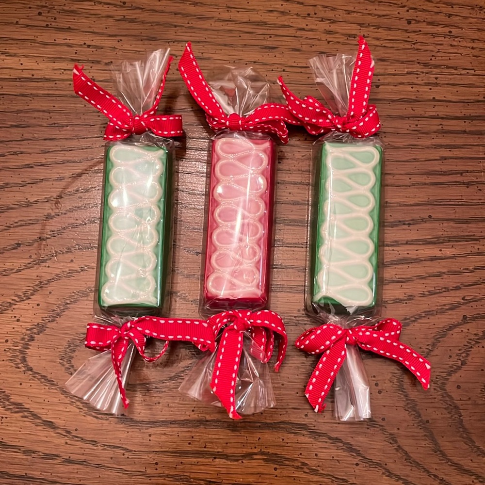Set of 3 brownie scented Pier 1‎ holiday soaps, NWT